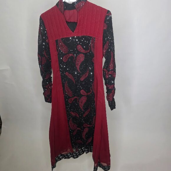 Shalwar Kameez Pakistani / Indian Suit (3pcs) gently used - Picture 1 of 4